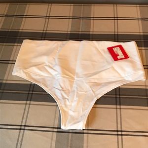 SPANX Panties, size L, thongs. NWT!